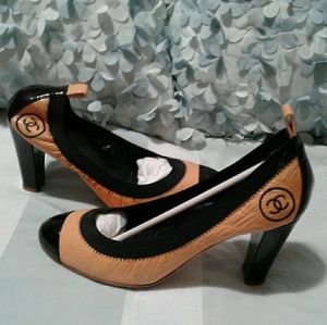 Chanel classic Beige and Black block Heel Pumps